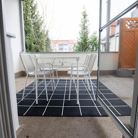 Ferienwohnung gemütlich und modern mit großem Balkon Zwickau Exterior foto