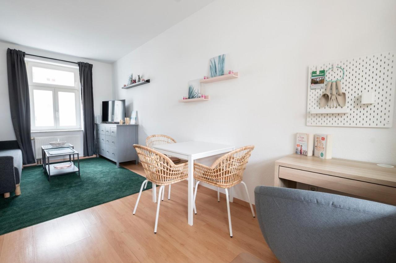 Ferienwohnung gemütlich und modern mit großem Balkon Zwickau Exterior foto